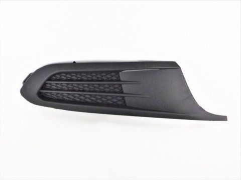 Решетка бампера без противотуманных фар правая для Volkswagen Jetta 6 1647345113 фото