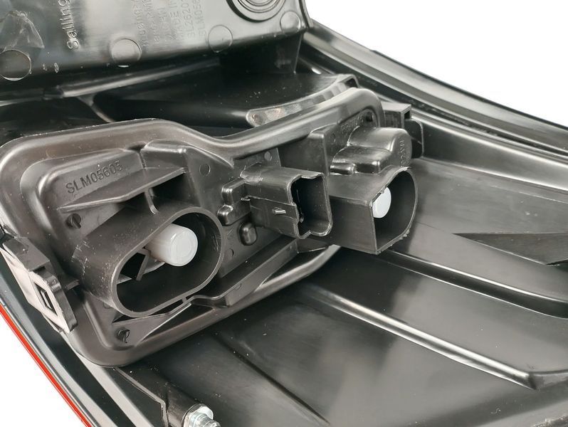 Ліхтар задній лівий Nissan Qashqai J10 2010-2014 2612878562 фото