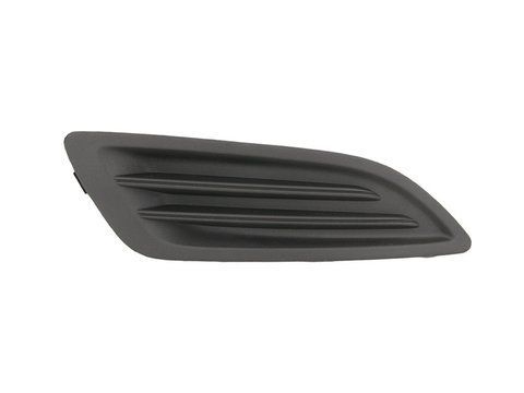 Решетка в бампер передний правая на для Ford Fiesta MK7 2013- решетка правая 1647346251 фото