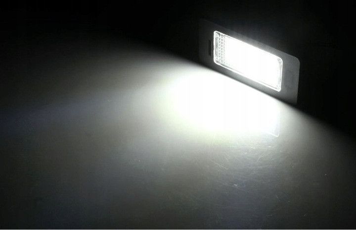 LED подсветка номера для BMW E60 E61 E90 E91 2244117447 фото