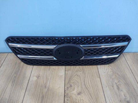 Решітка радіатора Kia Ceed 2007-2009 кіа сід FP4014990 фото