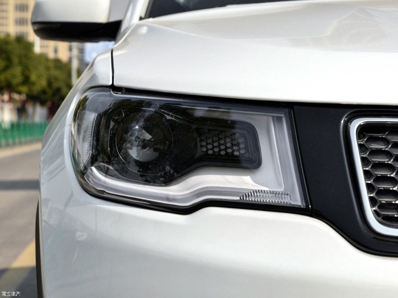 Стекло фары для Jeep Compass 2017-2021 правое 2569211263 фото