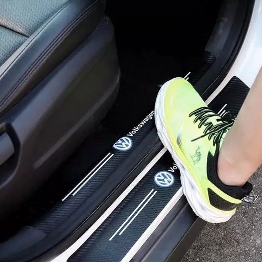 Защитная пленка накладка на пороги для Volkswagen Черный Карбон Плюс 4 шт 2303696300 фото